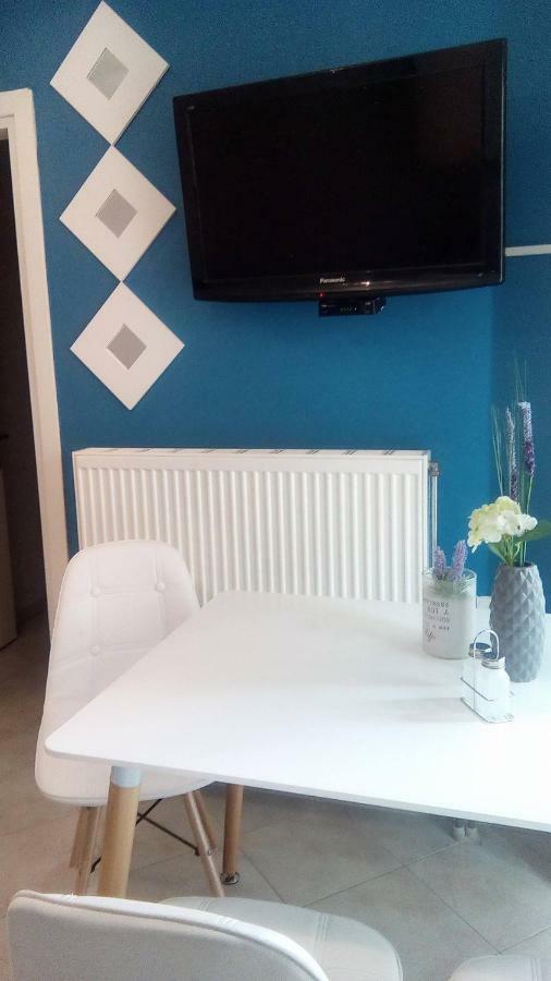 Amazing Apartment In The Center Alexandroupoli Bagian luar foto