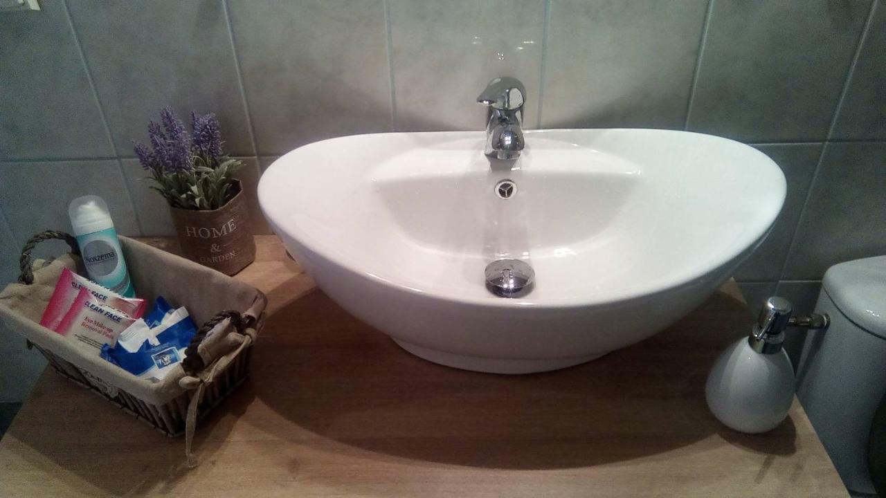 Amazing Apartment In The Center Alexandroupoli Bagian luar foto
